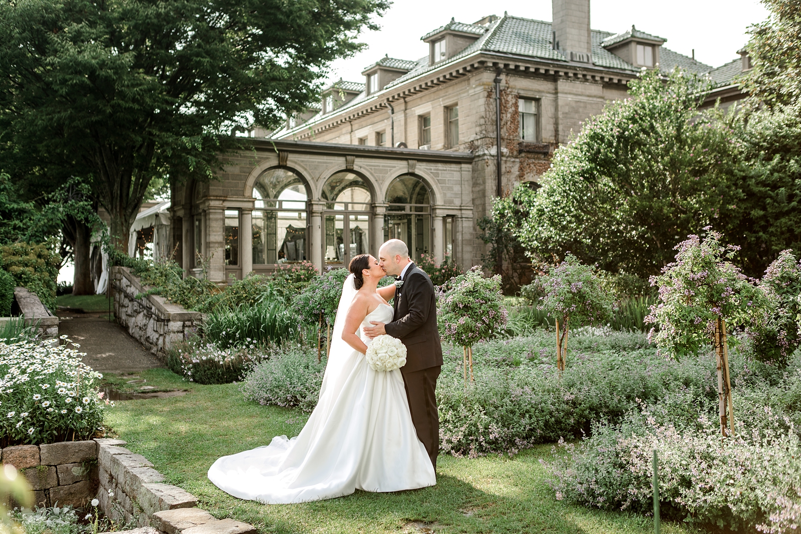 Harkness Memorial State Park Wedding Bride and groom Eolia Mansion